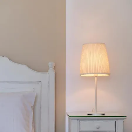Paros Romantic Retreats-a Step Away From The Beach Inn Ambelas