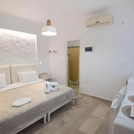 Inn Paros Romantic Retreats-a Step Away From The Beach *