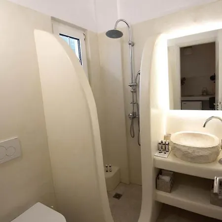 Inn Paros Romantic Retreats-a Step Away From The Beach *