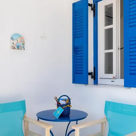 Inn Paros Romantic Retreats-a Step Away From The Beach *