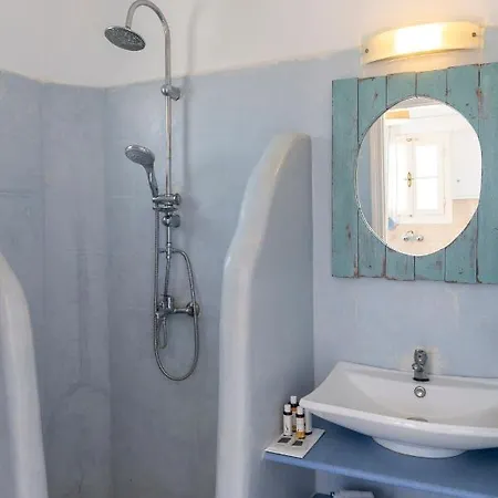 Inn Paros Romantic Retreats-a Step Away From The Beach Ambelas