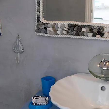 Paros Romantic Retreats-a Step Away From The Beach Inn *
