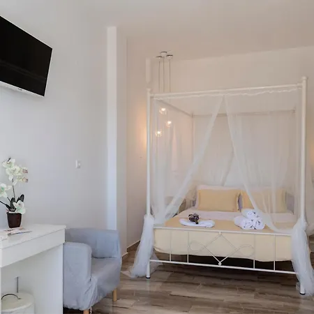 Inn Paros Romantic Retreats-a Step Away From The Beach Ambelas