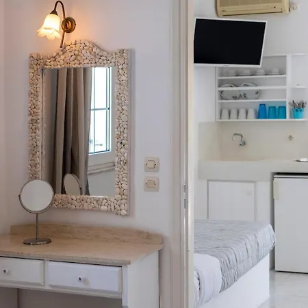 Inn Paros Romantic Retreats-a Step Away From The Beach *