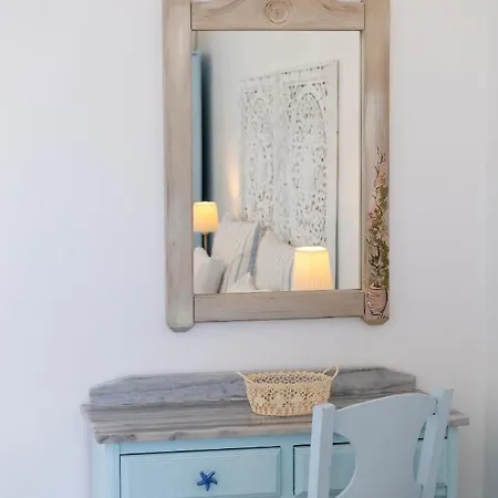 Inn Paros Romantic Retreats-a Step Away From The Beach *