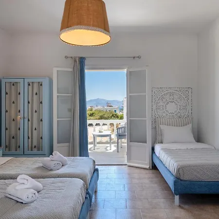 Paros Romantic Retreats-a Step Away From The Beach Inn *