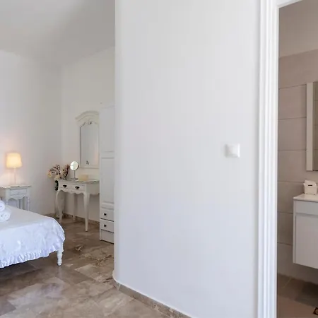 Paros Romantic Retreats-a Step Away From The Beach