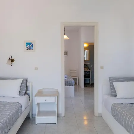 Inn Paros Romantic Retreats-a Step Away From The Beach Ambelas